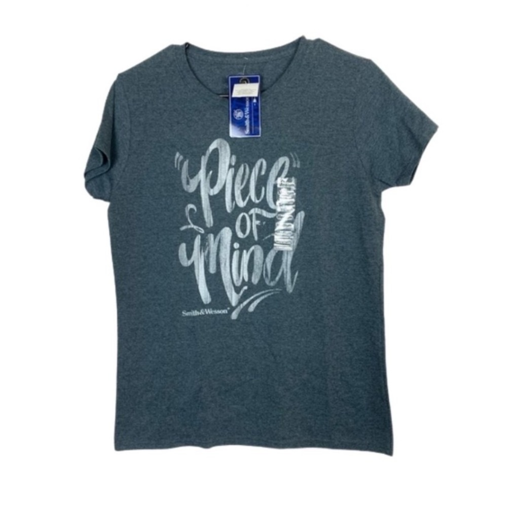 NWT smith & Wesson piece of mind graphic tshirt size medium